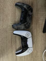 play station 5 disk-thumb-2