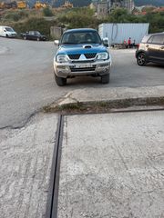 Mitsubishi L200 2005