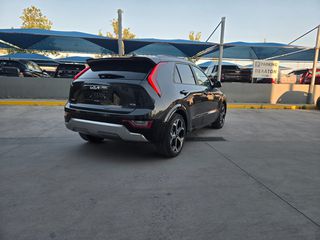 Kia Niro 2025 TITANIUM-thumb-2