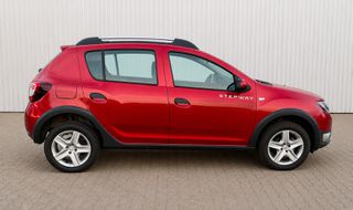 Dacia Sandero 2016 STEPWAY STYLE 1.5 DCI,ΠΡΟΣΦΟΡΑ !!!-thumb-2