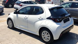 Toyota Yaris 2022 HDF Business 2022 1500cc 116hp Υβριδικό Βενζίνη-thumb-18