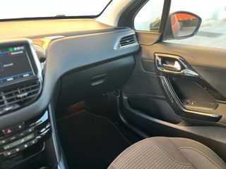 Peugeot 208 2017 208 TECH EDITION-thumb-25