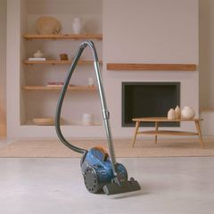 Taurus Homeland Cyclone bagless hoover-thumb-1