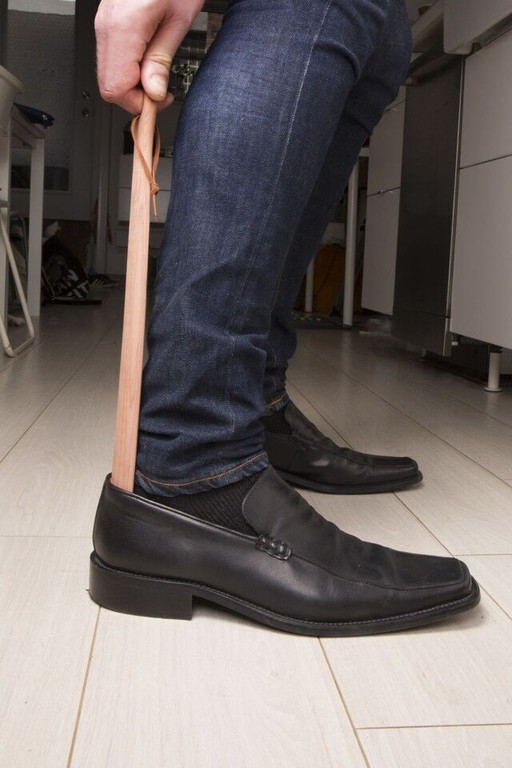 Cedar Shoe Horn (CD125) / Gadgets