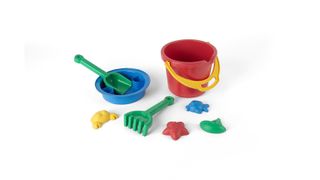 Dantoy - Classic Recycled red bucket set in net (1434) / Toys