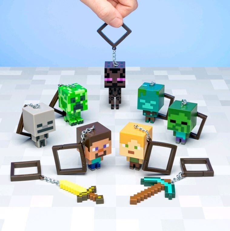 Minecraft Backpack Buddies ( Assorted ) / Fan Shop and Merchandise