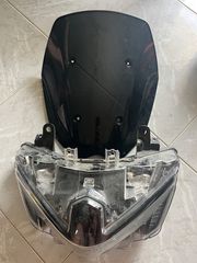 Nmax 125 2025-2026 φανάρι εμπρός και ζελατίνα σε καλή κατάσταση με πολύ μικρή γρατζουνιά το φανάρι