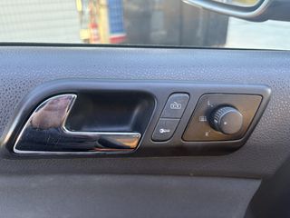 Volkswagen Polo 2008 CROSS 1.4-thumb-16