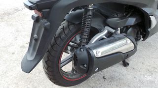 Honda SH 300i 2017 SH300I-thumb-8