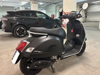 Vespa GTS 300 2022 Supertech-thumb-2