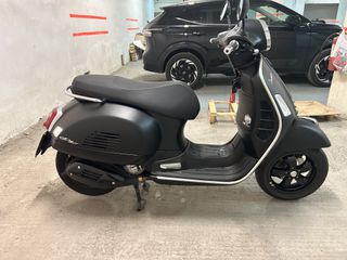 Vespa GTS 300 2022 Supertech-thumb-4