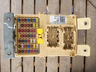 JUNCTION BLOCK ASSY-I/P YB 91955-H8570 ΕΣΩΤΕΡΙΚΗ ΑΣΦΑΛΕΙΟΘΗΚΗ