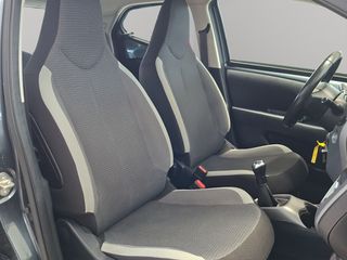 Toyota Aygo 2021 X-PLAY CONNECT 1.0 72PS-thumb-13