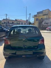 Toyota Yaris 2000-thumb-4