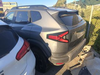 Dacia Duster 2025 1.2T EXTREME 4X4 MHEV HYBRID 130HP-thumb-9