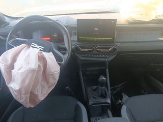 Dacia Duster 2025 1.2T EXTREME 4X4 MHEV HYBRID 130HP-thumb-12