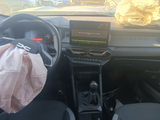 Dacia Duster 2025 1.2T EXTREME 4X4 MHEV HYBRID 130HP-thumb-14