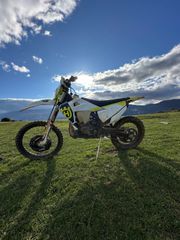 Husqvarna TE 300 2023-thumb-6