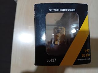 CAT 163h MOTOR GRADER AT WORK 1:87 SCALE-thumb-2