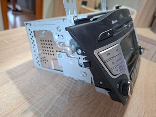 ΓΝΗΣΙΟ ΡΑΔΙΟ HYUNDAI IX 35 ME CD-MP3 KAI BLUETOOTH-thumb-4