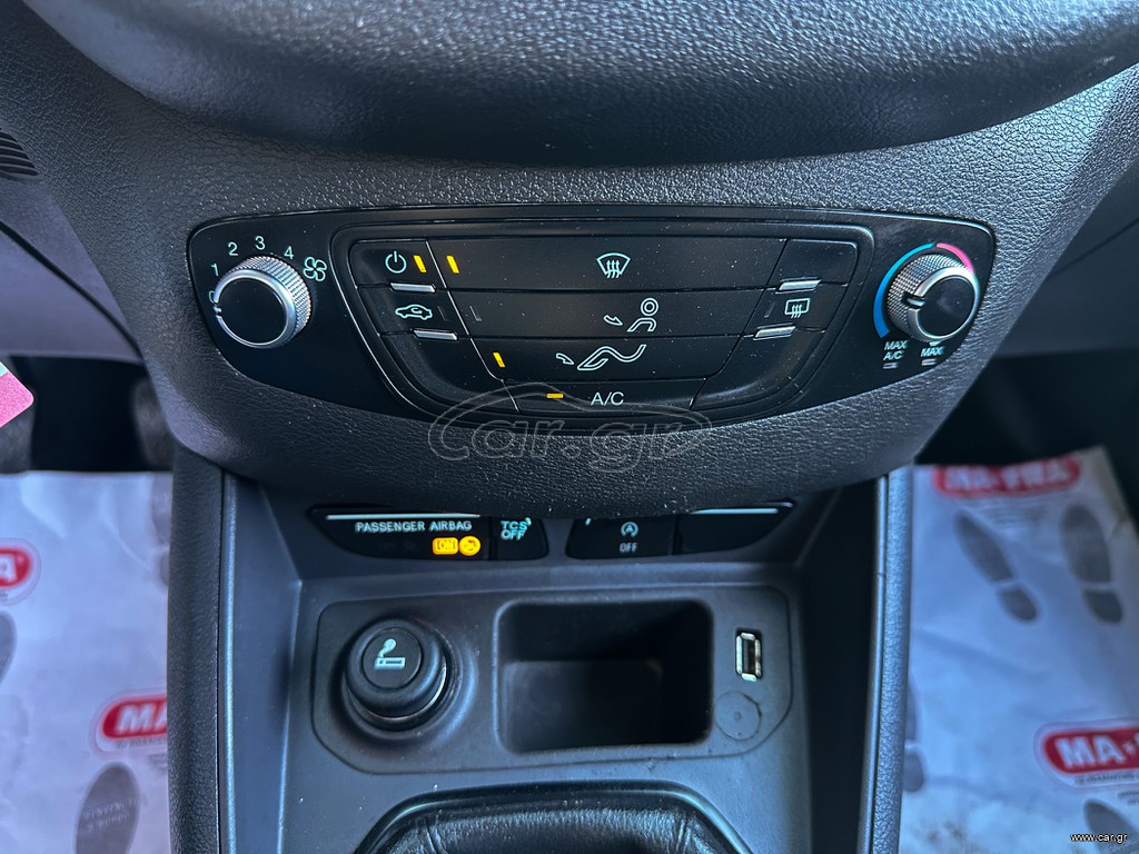 Ford Transit Courier 2021 thumbnail 22