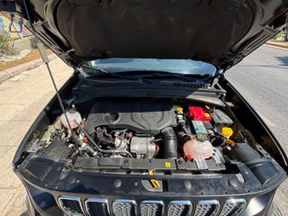 Jeep Renegade 2022 1.3 PHEV T4 190Hp Plug-in Hybrid 4xe AUTO 4WD-thumb-8
