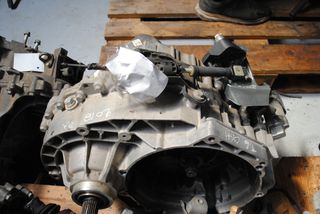 ΣΑΣΜΑΝ ΧΕΙΡΟΚΙΝΗΤΟ VOLKSWAGEN T6 6ΤΑΧΥΤΗΤΕΣ 2000cc 2018-2023