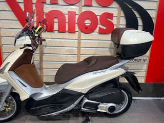 Piaggio Beverly 300 2015-thumb-14