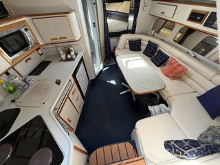 Sea Ray 1991 350 Express Cruiser-thumb-11