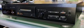SONY MDS-JE330 MINIDISC-thumb-2
