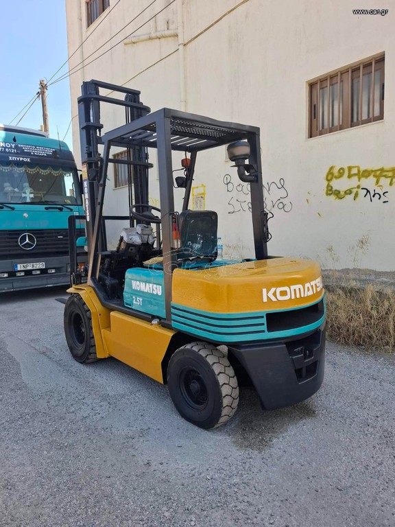 Komatsu 1997 Αγοράζω Κλαρκ μηχανήματα φορτηγά