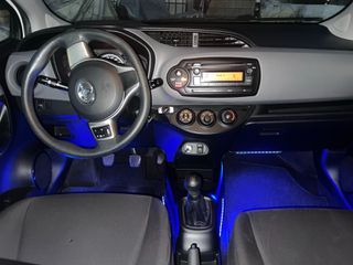 Toyota Yaris 2015 1.0 VVTI-thumb-6