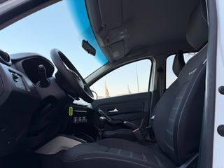 Dacia Duster 2022 4x4 / PRESTIGE-thumb-7