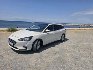 Ford Focus 2020 Titanium-thumb-6