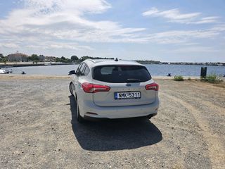 Ford Focus 2020 Titanium-thumb-8