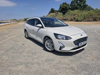 Ford Focus 2020 Titanium-thumb-2