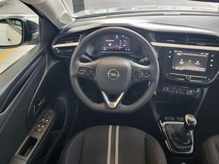 Opel Corsa 2023 Design & Tech 1.2 Turbo 100hp S/S MT6-thumb-6