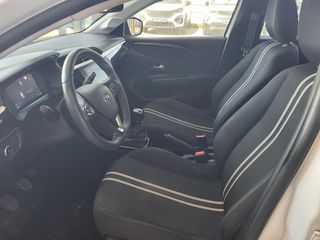 Opel Corsa 2023 Design & Tech 1.2 Turbo 100hp S/S MT6-thumb-7