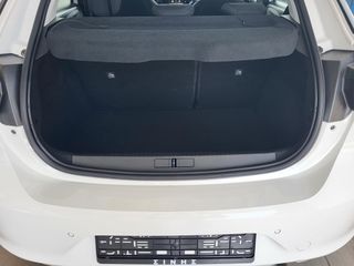 Opel Corsa 2023 Design & Tech 1.2 Turbo 100hp S/S MT6-thumb-16