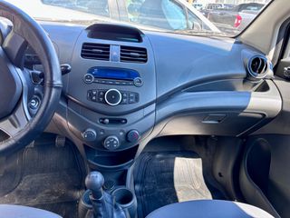 Chevrolet Spark 2012 1.0-thumb-18