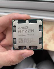 Ryzen 7 7800X3D, RX9060 16GB - Gaming PC and Parts