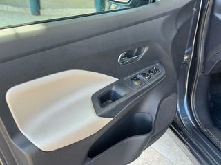 Nissan Micra 2018 ACENTA+-thumb-16