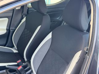 Nissan Micra 2018 ACENTA+-thumb-17