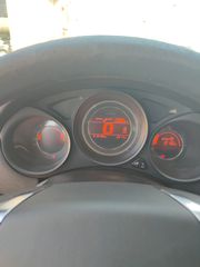 Citroen C4 2011-thumb-7