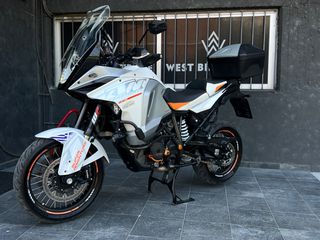 KTM 1290 Super Adventure 2016-thumb-12