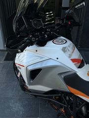 KTM 1290 Super Adventure 2016-thumb-15