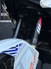 KTM 1290 Super Adventure 2016-thumb-16
