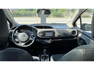 Toyota Yaris 2015 NAVI LOUNGE ΠΑΝΟΡΑΜΑ-thumb-8