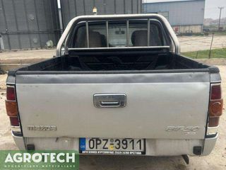Mazda BT-50 2010-thumb-6