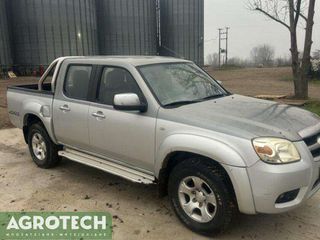 Mazda BT-50 2010-thumb-3